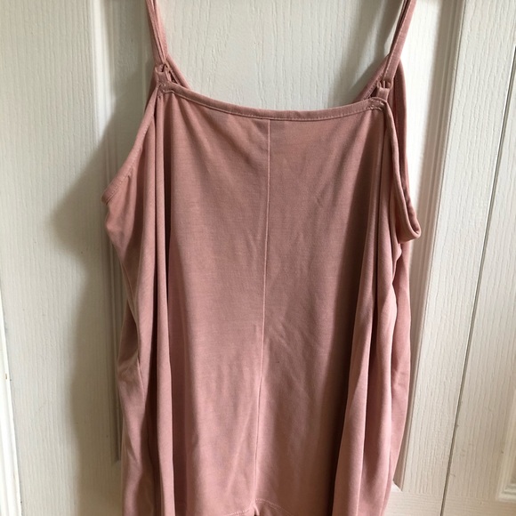 Pretty pink camisole - Picture 2 of 3